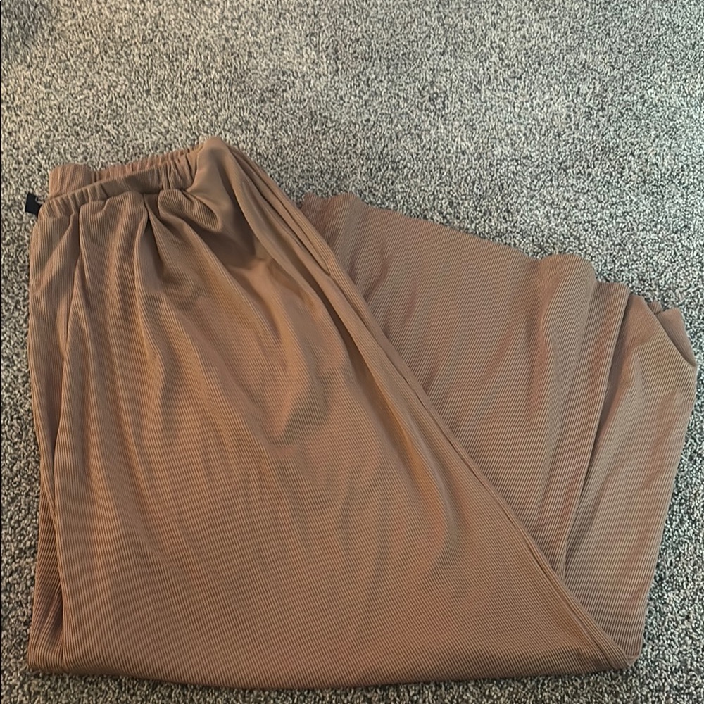 Cider Tan Pants with Relaxed Fit and Elastic Waistband